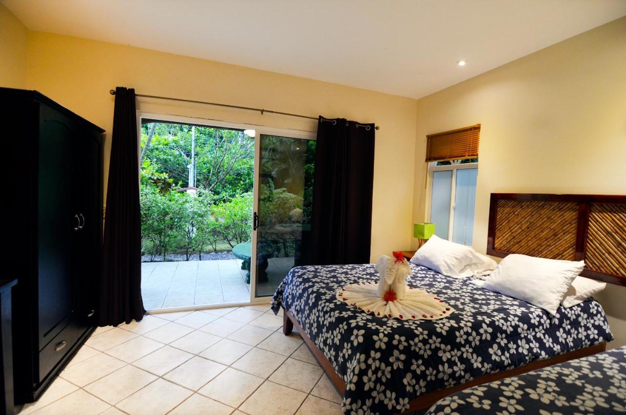 Cocomar Beachfront Hotel Parrita Extérieur photo