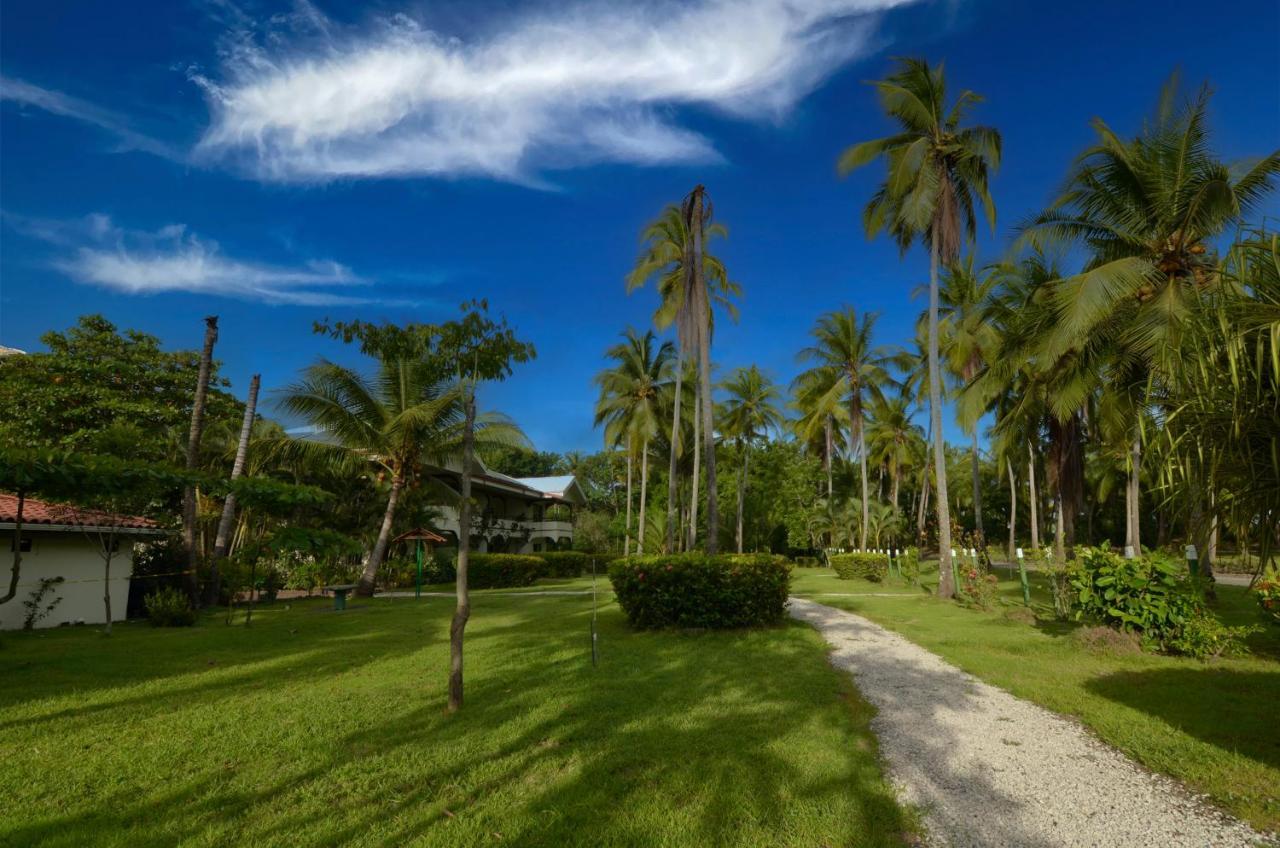 Cocomar Beachfront Hotel Parrita Extérieur photo