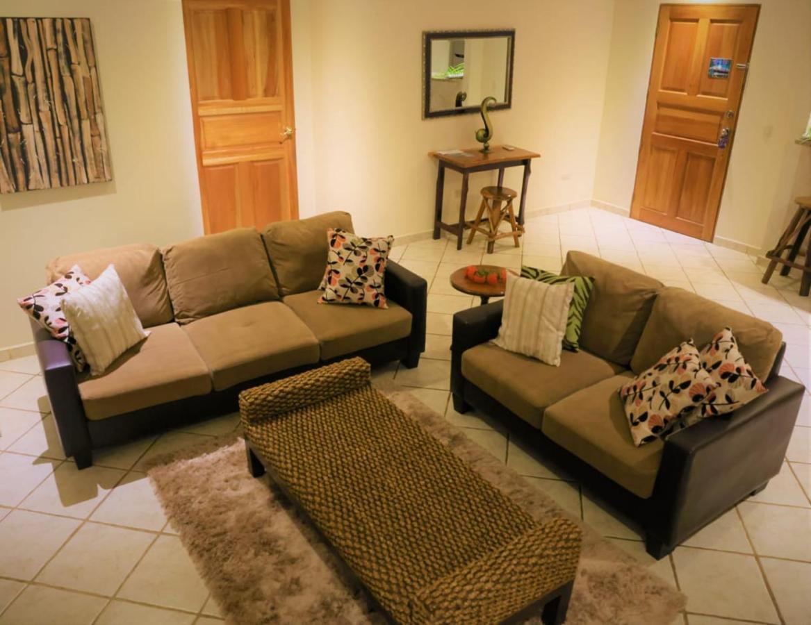 Cocomar Beachfront Hotel Parrita Extérieur photo